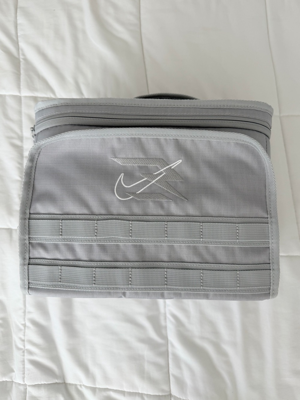 Nike Light Gray Lunch Bag Tote | FREE SHIPPING